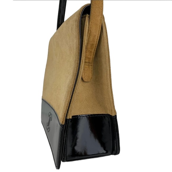 Vintage Suede and Patent Chanel purse - Picture 3 of 10